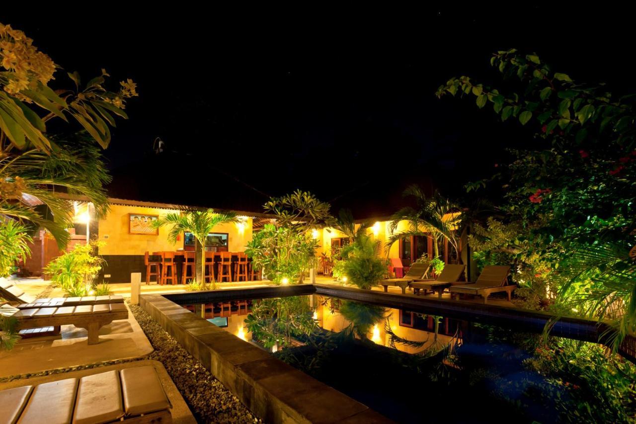 Senang Villa Gili Air Eksteriør billede